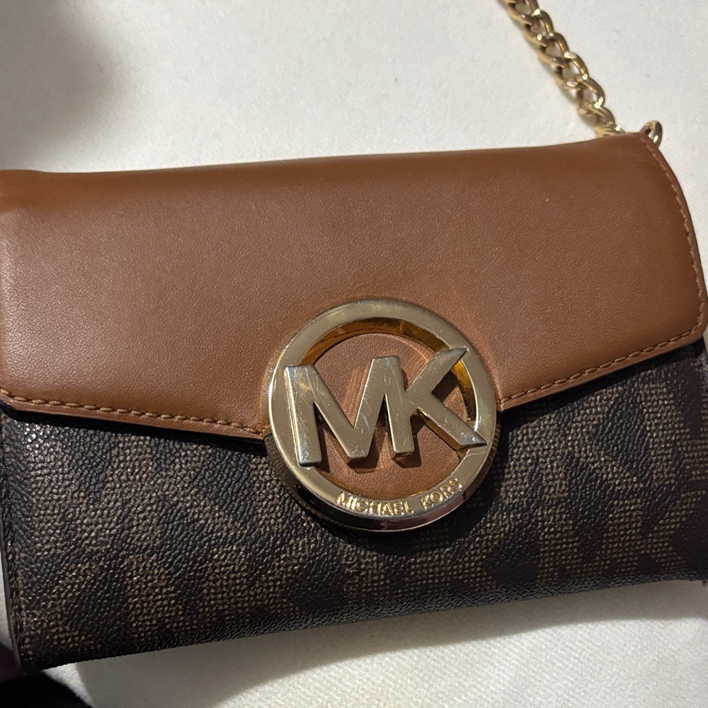 Michael Kors Brown and Gold Clutch - Picture 1 of 1